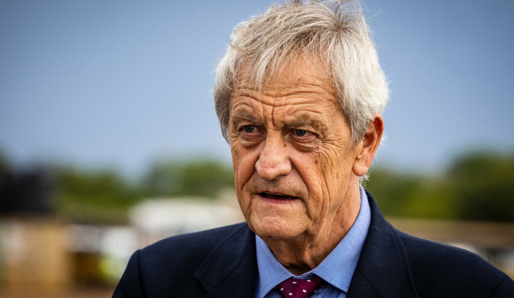 Remarks by Mr. Nicholas Haysom Special Representative of the Secretary-General and Head of UNMISS to the 8th Governors’ Forum Remarks by Mr. Nicholas Haysom Special Representative of the Secretary-General and Head of UNMISS to the 8th Governors’ Forum